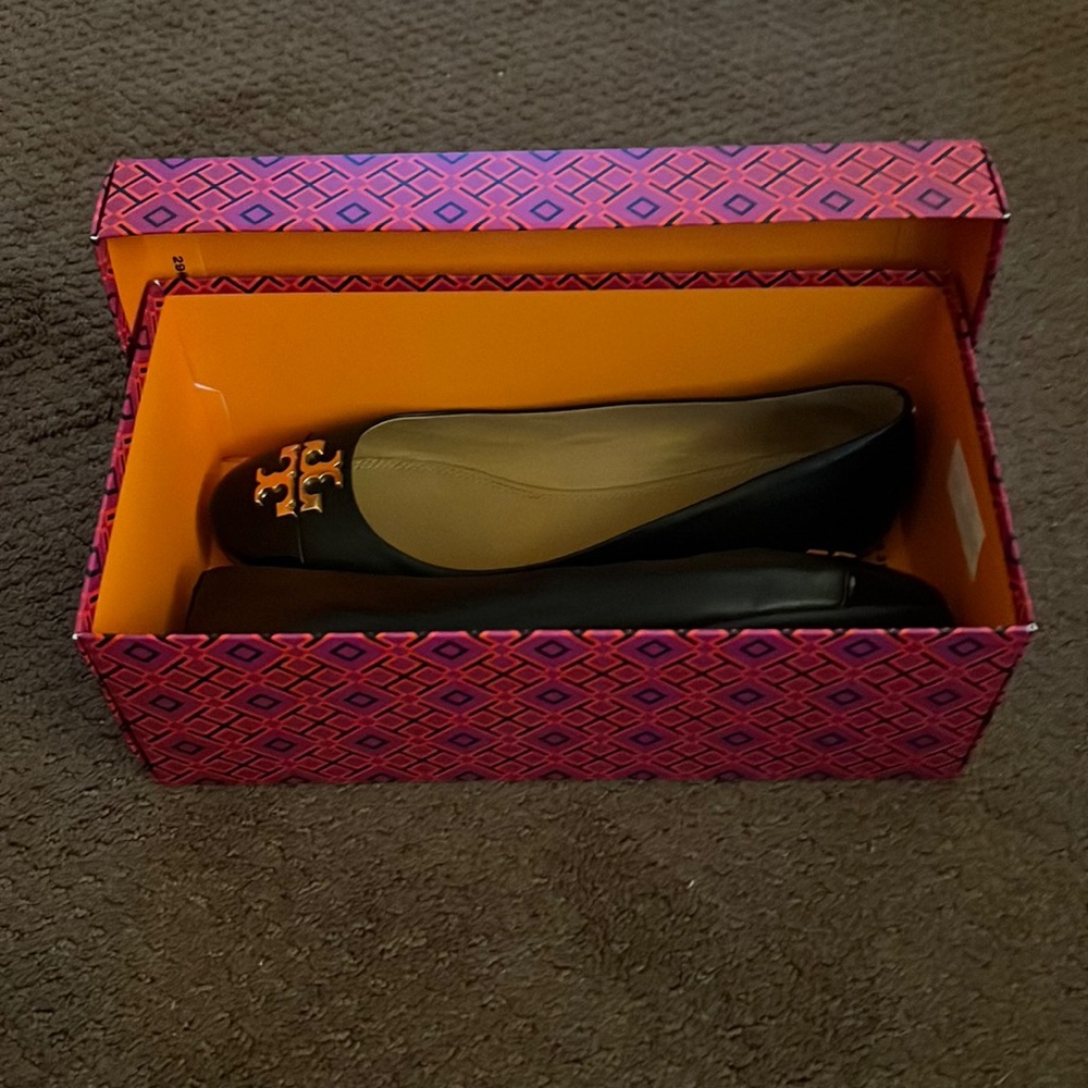 Size 12 Tory Burch Everly Ballet Flats patent leather new in box
